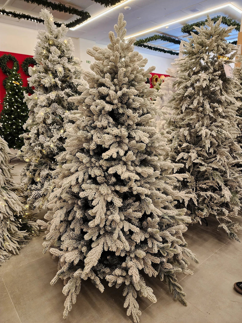 Árvore de Natal Nevada Cancún 2,10m • 1524 Galhos